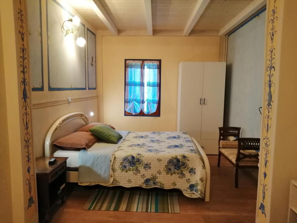 B&B San Nicola Serramazzoni Εξωτερικό φωτογραφία