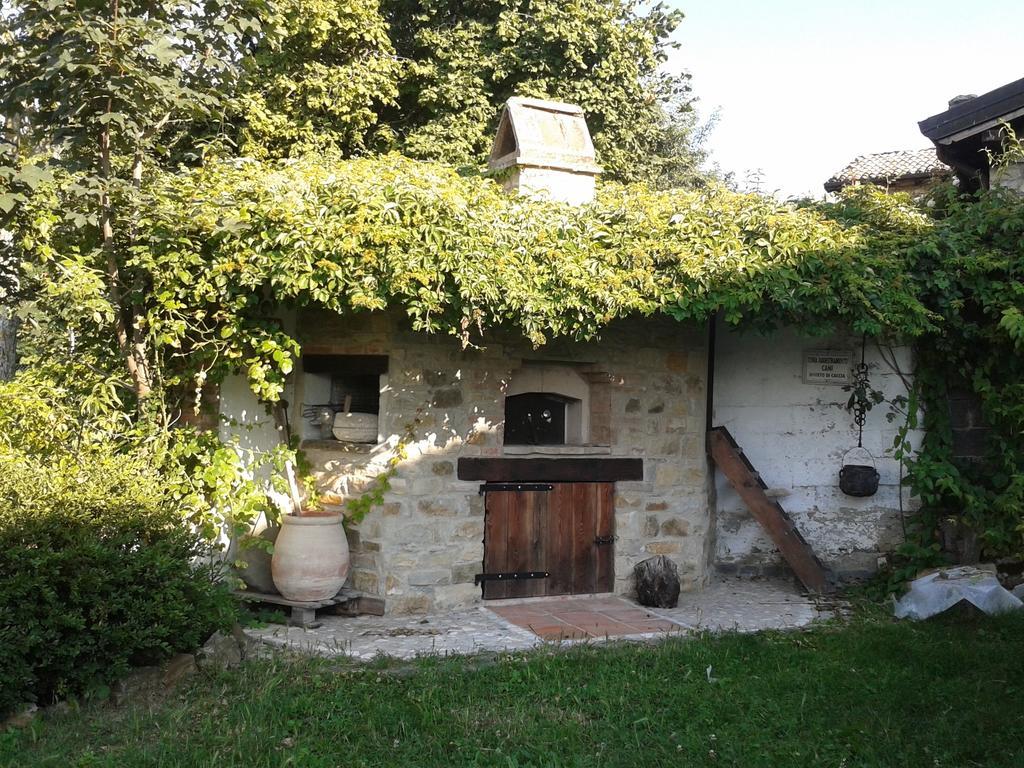 B&B San Nicola Serramazzoni Εξωτερικό φωτογραφία