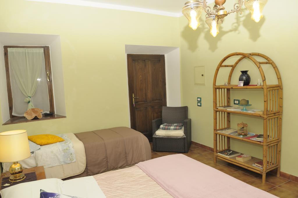 B&B San Nicola Serramazzoni Εξωτερικό φωτογραφία