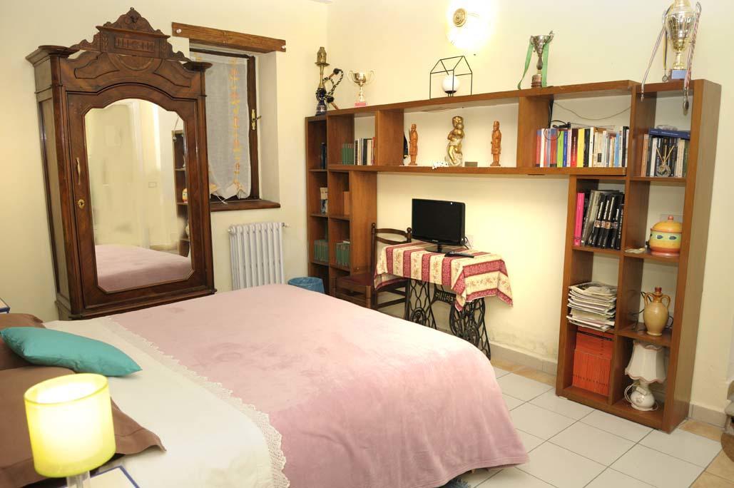 B&B San Nicola Serramazzoni Εξωτερικό φωτογραφία